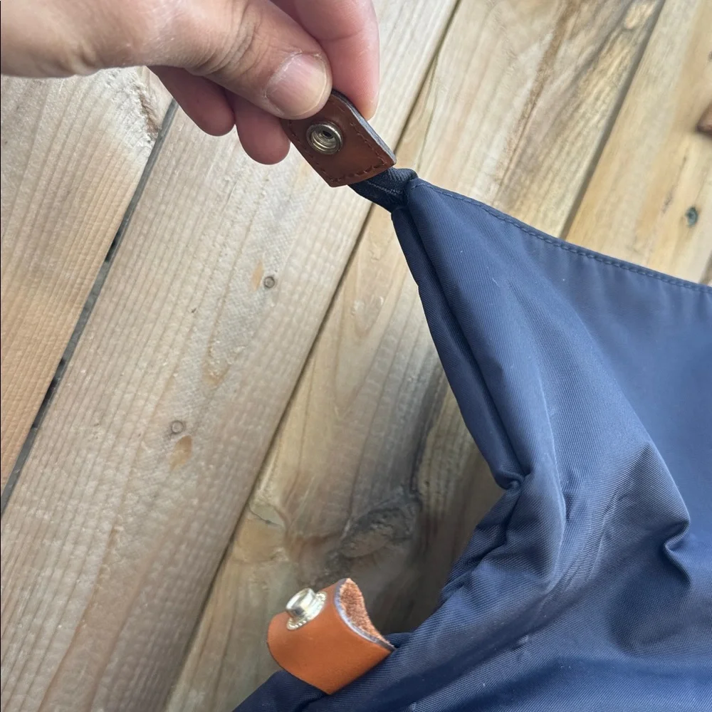 Bric’s blue duffel bag
